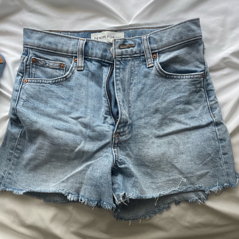 Aritzia arlo 90s shorts